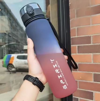 Bouteille d'Eau de dehors en Plastique Coloré pour Voyage en Plein Air, Portable, Carafe de Fitness